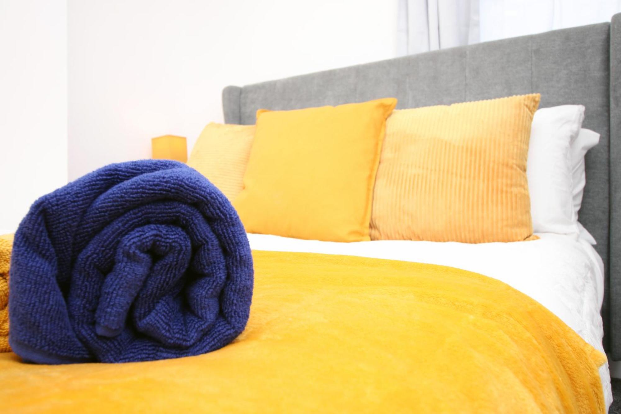 Holiday home City, Sleeps 5, Tv Every *