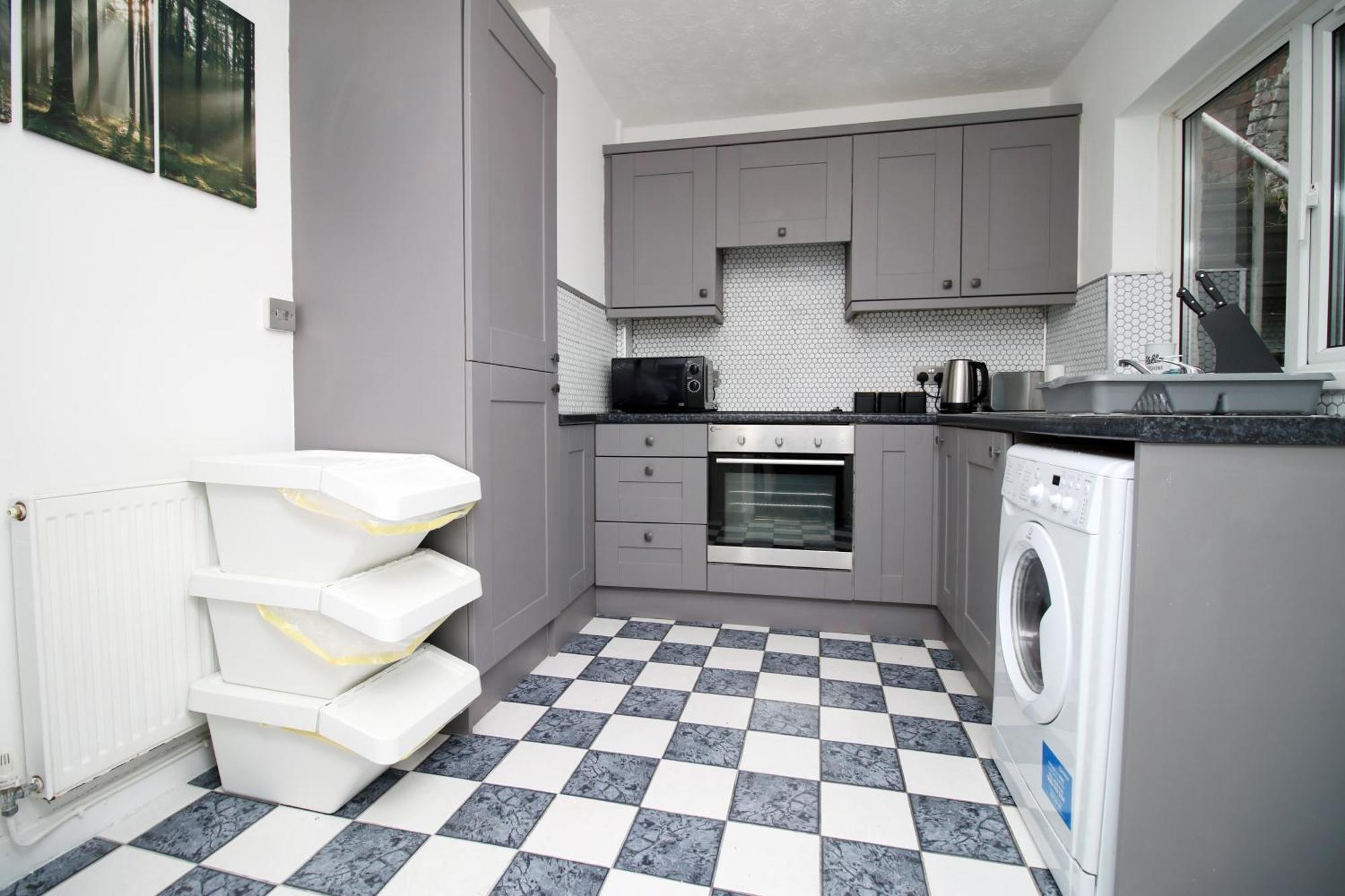 Holiday home City, Sleeps 5, Tv Every